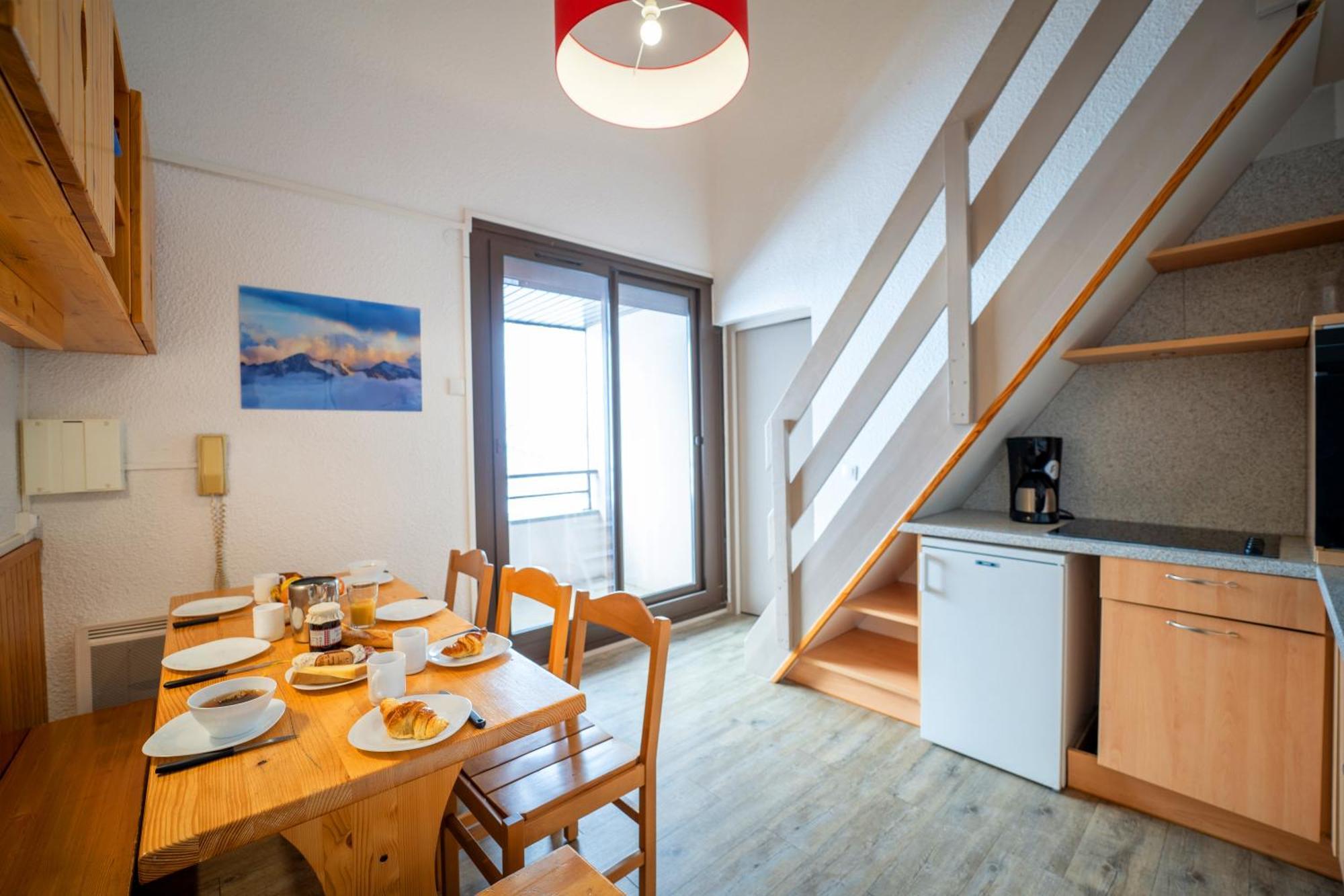 Aparthotel Azureva Les Menuires Saint-Martin-de-Belleville Esterno foto