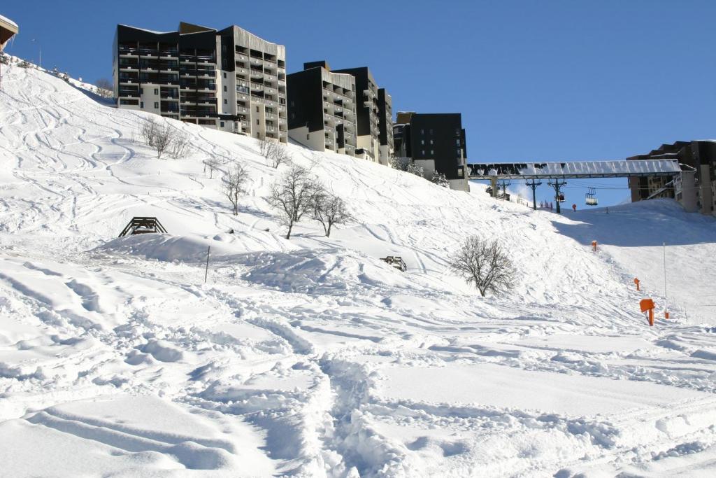 Aparthotel Azureva Les Menuires Saint-Martin-de-Belleville Esterno foto